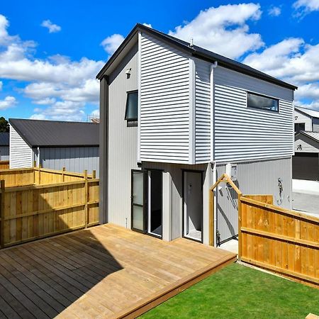 4 Bedroom Home Fully Furnished In Papakura, Auckland Zewnętrze zdjęcie