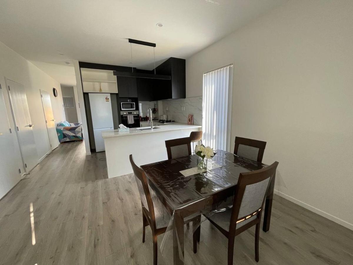 4 Bedroom Home Fully Furnished In Papakura, Auckland Zewnętrze zdjęcie