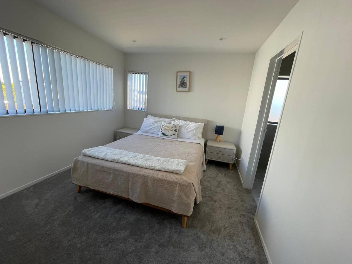 4 Bedroom Home Fully Furnished In Papakura, Auckland Zewnętrze zdjęcie