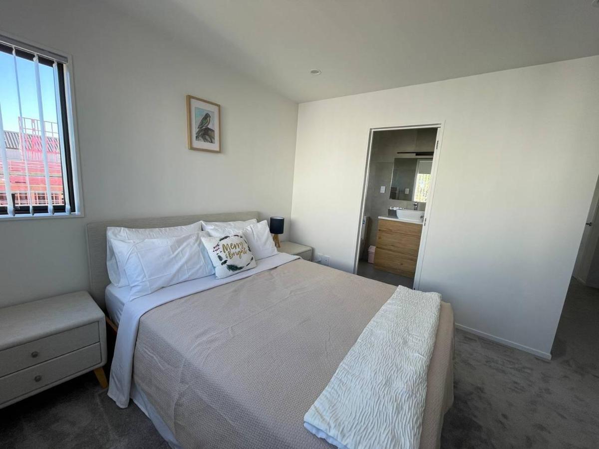 4 Bedroom Home Fully Furnished In Papakura, Auckland Zewnętrze zdjęcie