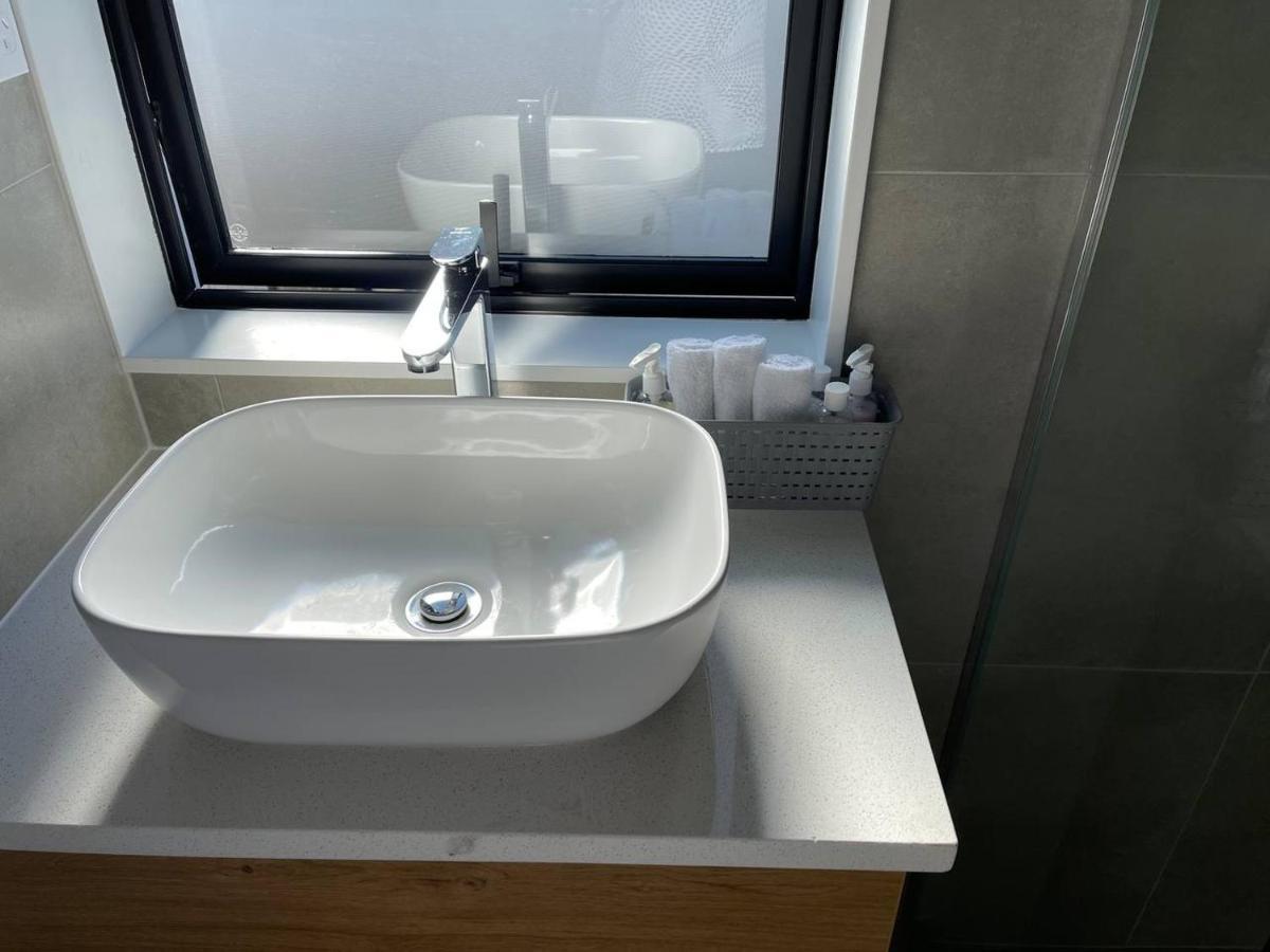 4 Bedroom Home Fully Furnished In Papakura, Auckland Zewnętrze zdjęcie
