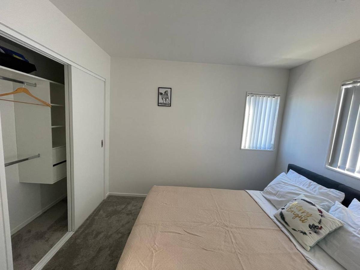 4 Bedroom Home Fully Furnished In Papakura, Auckland Zewnętrze zdjęcie