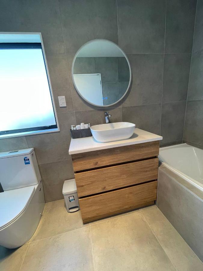 4 Bedroom Home Fully Furnished In Papakura, Auckland Zewnętrze zdjęcie